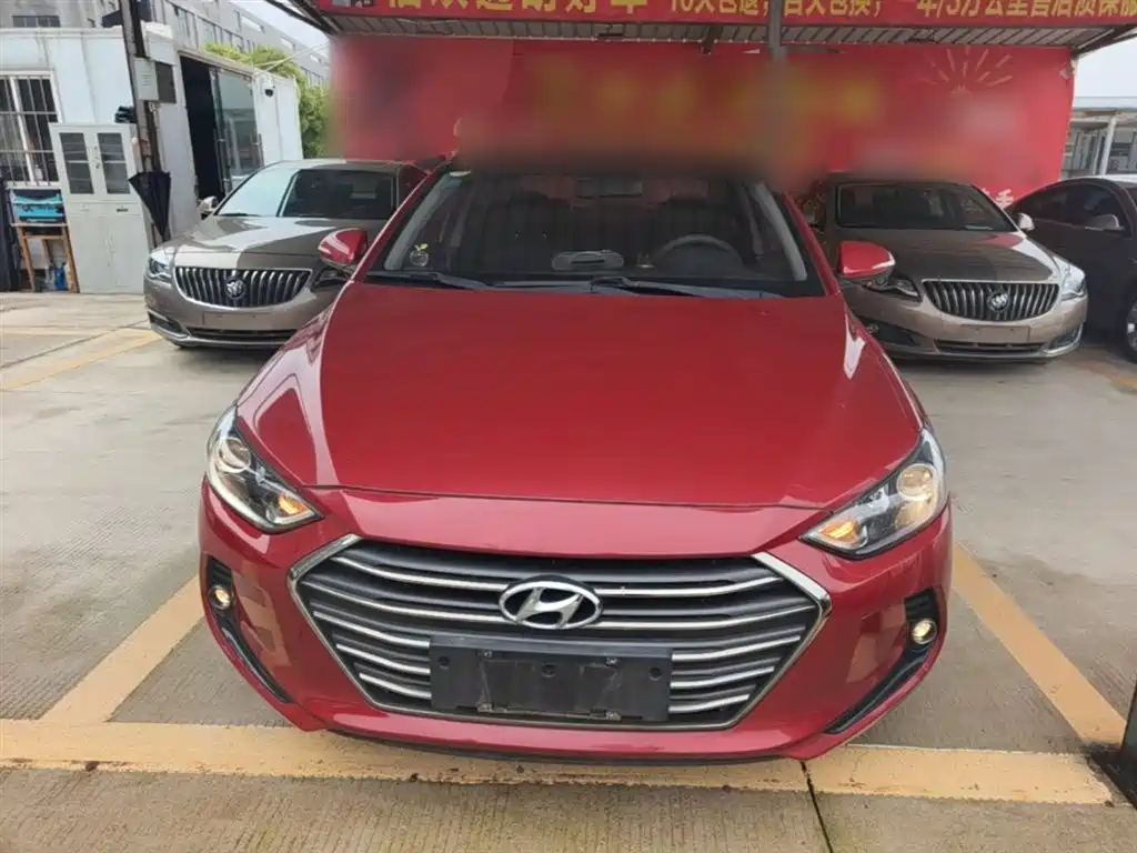 Elantra 1.6 L Auto Smart Dazzle · Elite