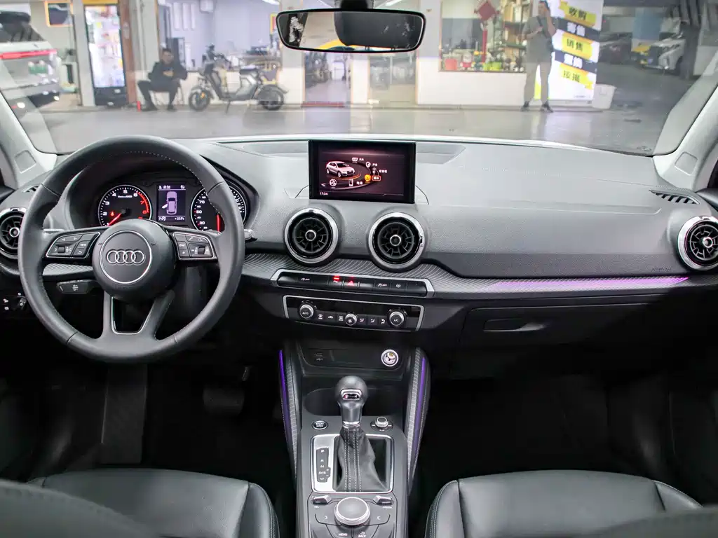 Audi Q2 L 35 TFSI Fashion Elegant