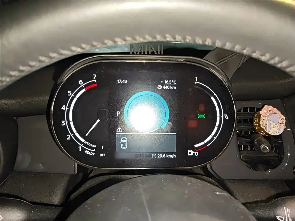 MINI 1.5 T ONE