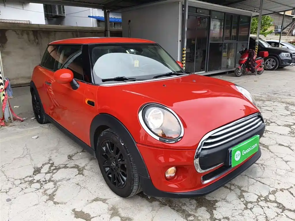 MINI 1.5 T ONE PLUS