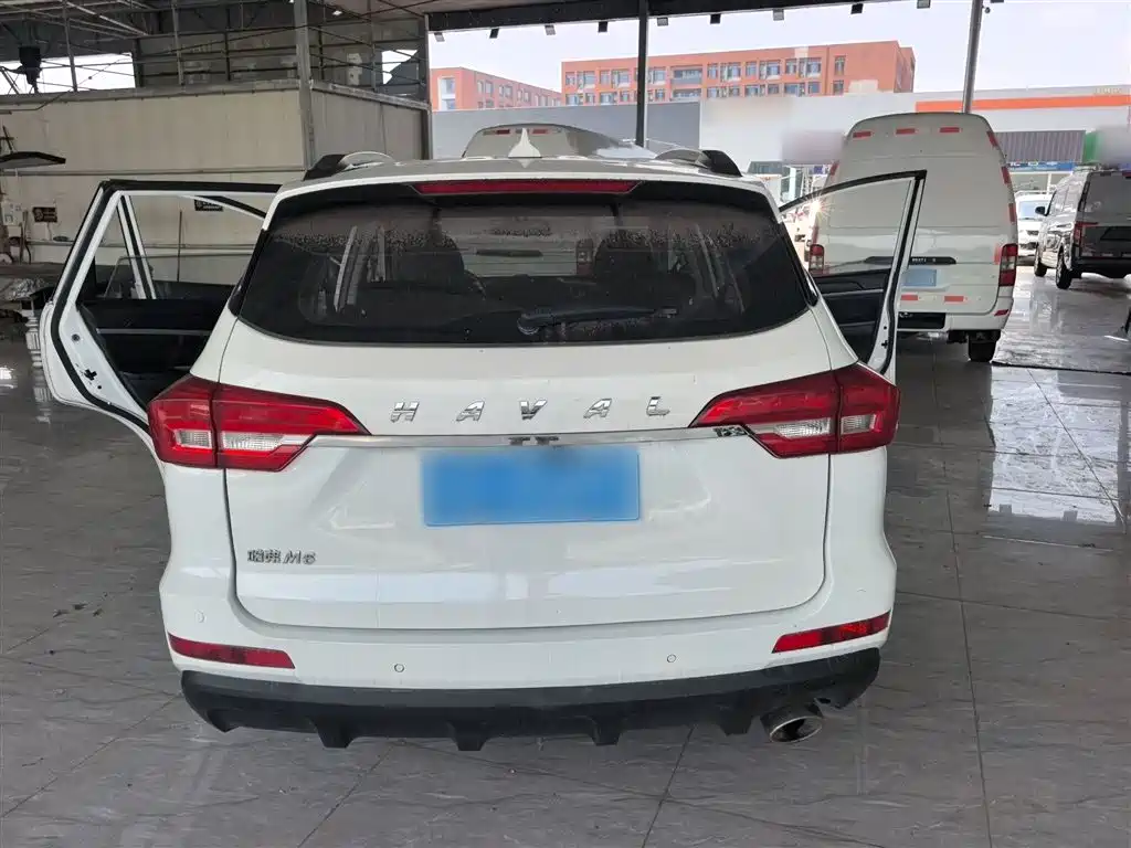 Haval M6 1.5 T Manual 2 WD Urban