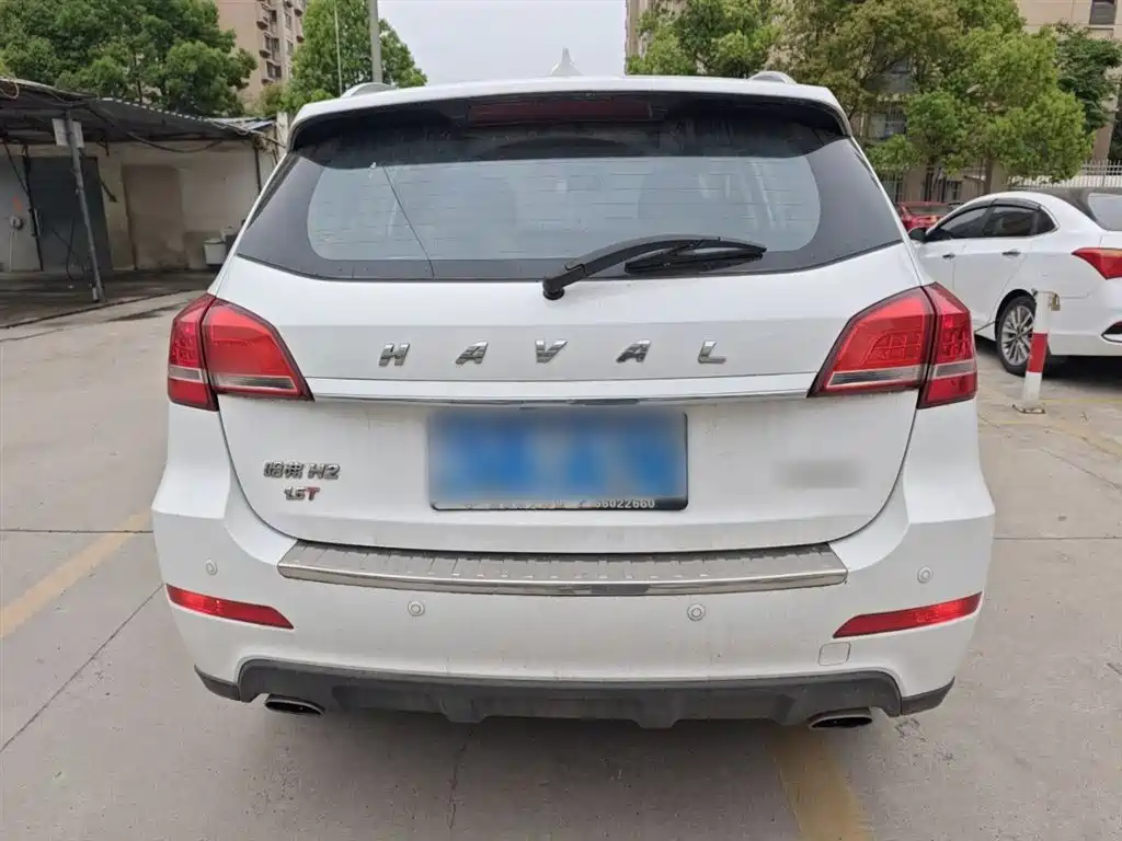 Haval H2 Red Label 1.5 T Manual 2 WD Luxury