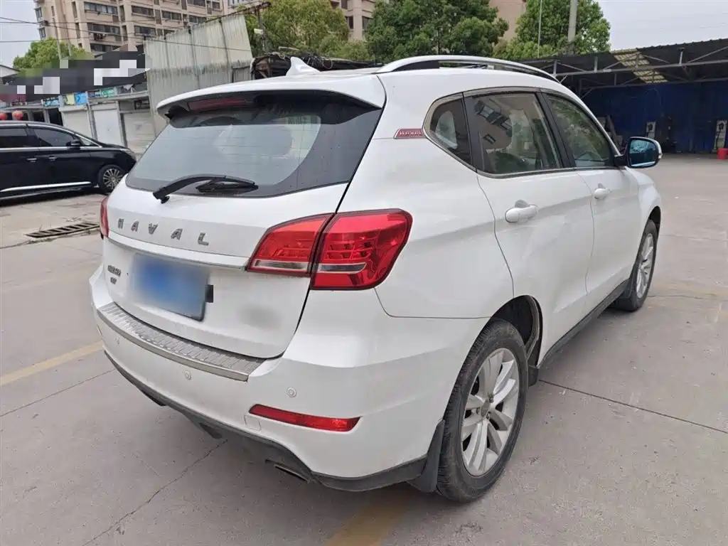 Haval H2 Red Label 1.5 T Manual 2 WD Luxury