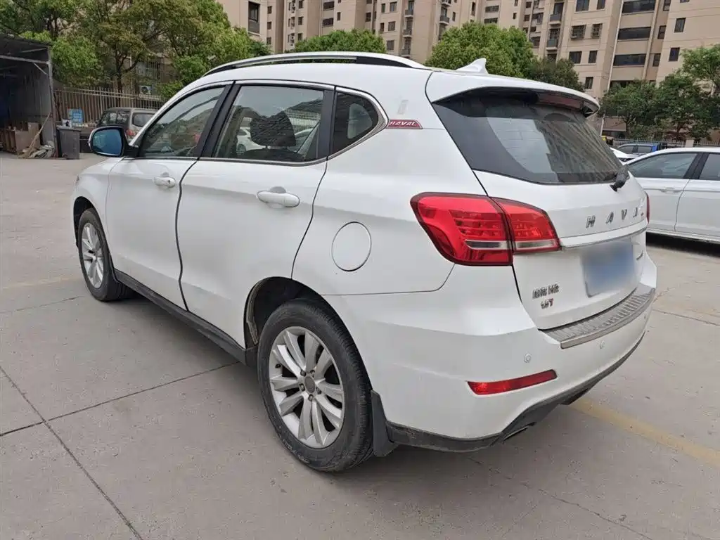Haval H2 Red Label 1.5 T Manual 2 WD Luxury