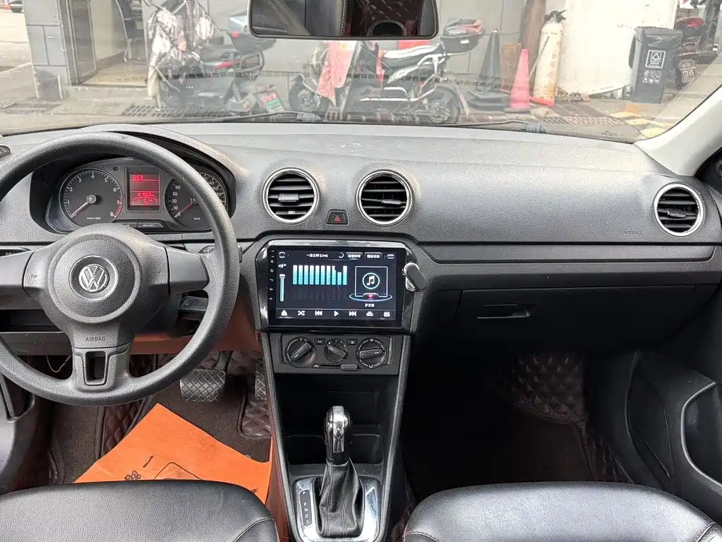 Jetta 1.6 L Auto Fashion
