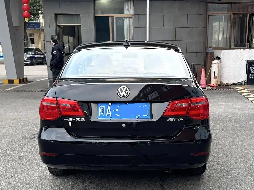 Jetta 1.6 L Auto Fashion