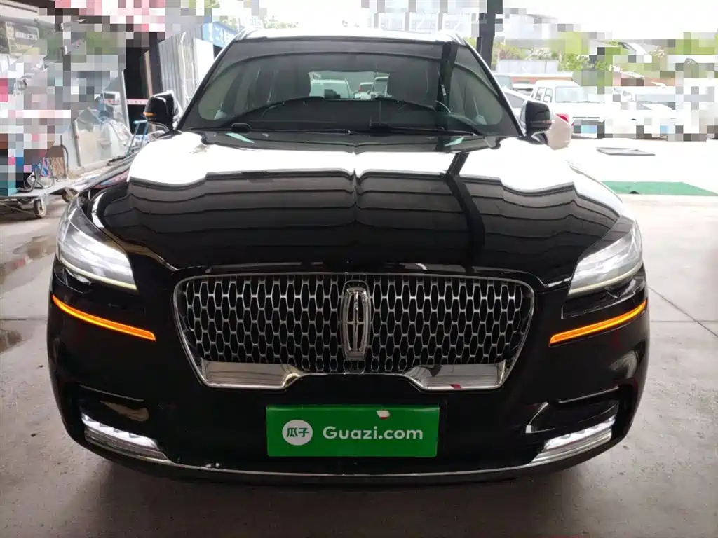 Aviator 3.0 T V6 4 WD Premium