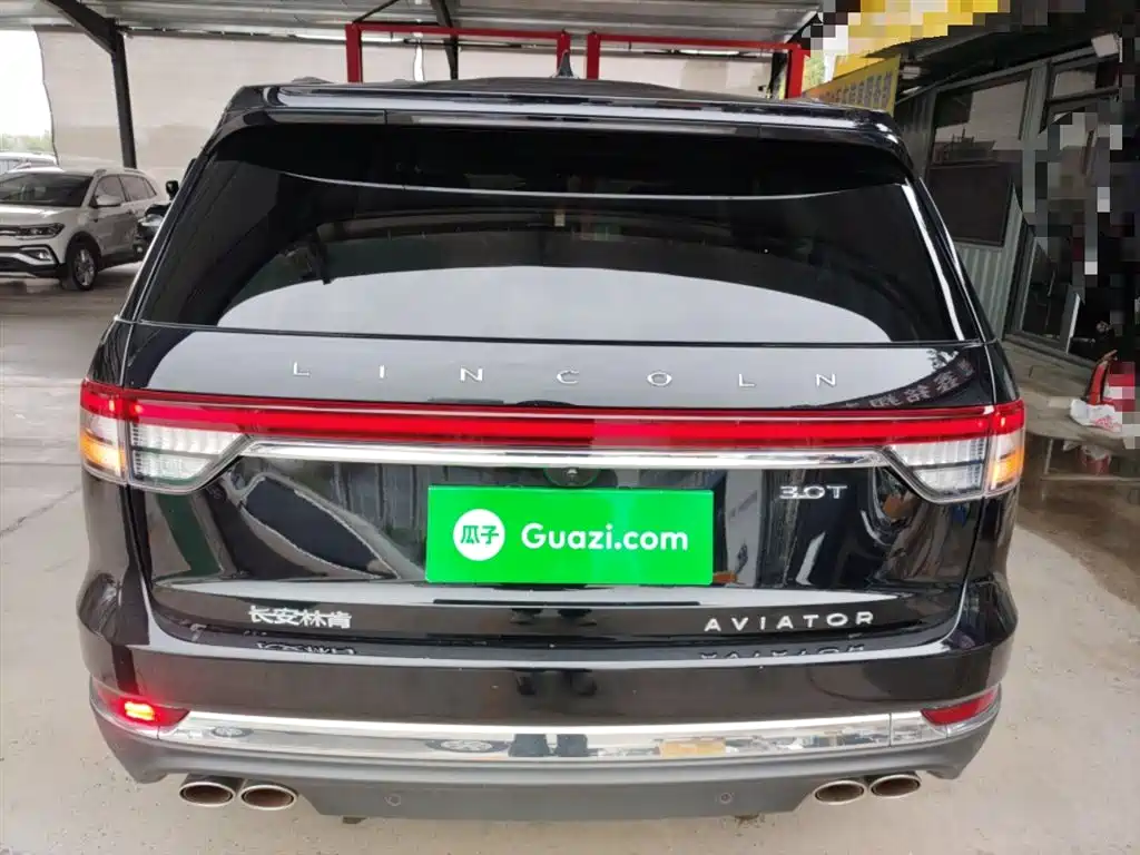 Aviator 3.0 T V6 4 WD Premium