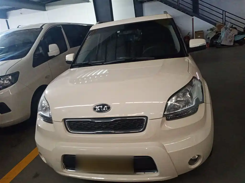 Soul 1.6 L AT Premium