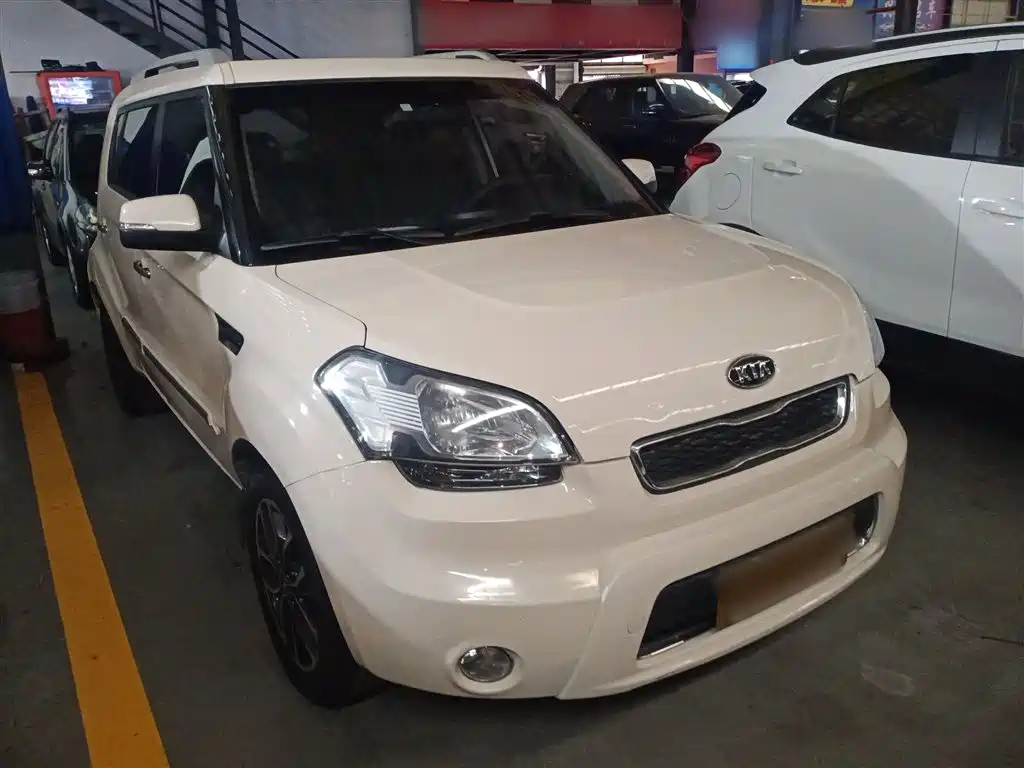 Soul 1.6 L AT Premium