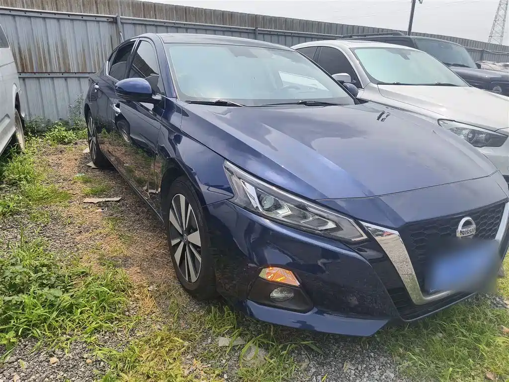 Teana 2.0 L XL Comfort