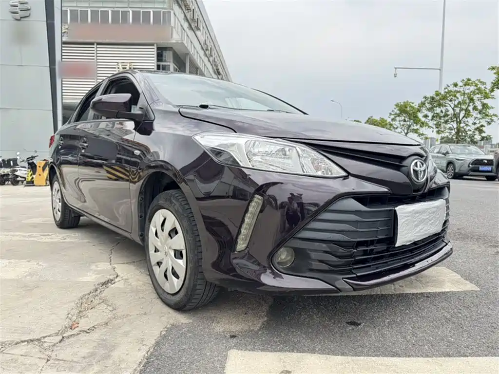 Vios 1.5 L CVT Creation