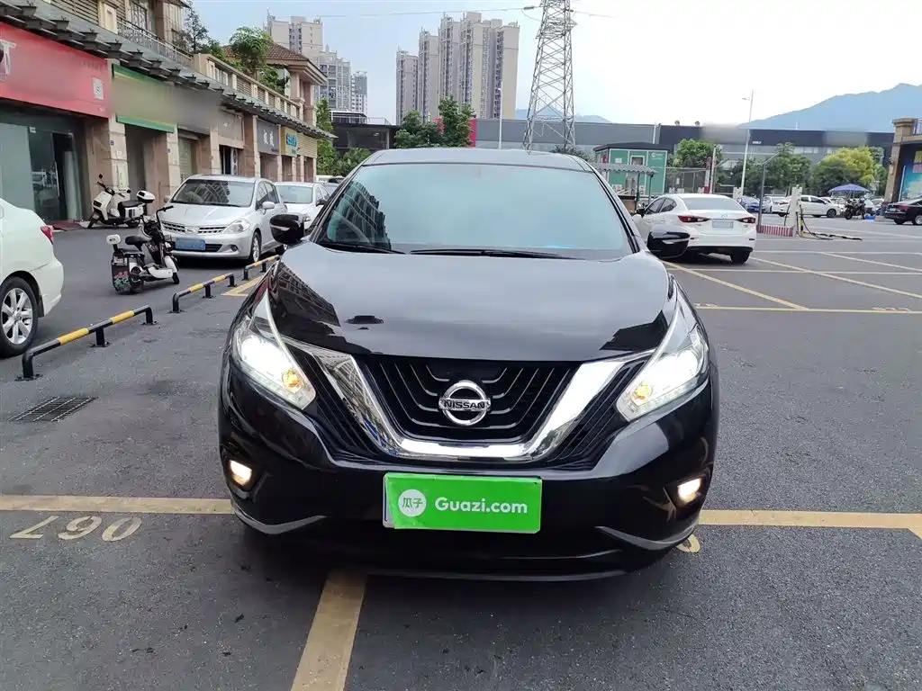 Murano 2.5 L XE 2 WD Elite CN-VI