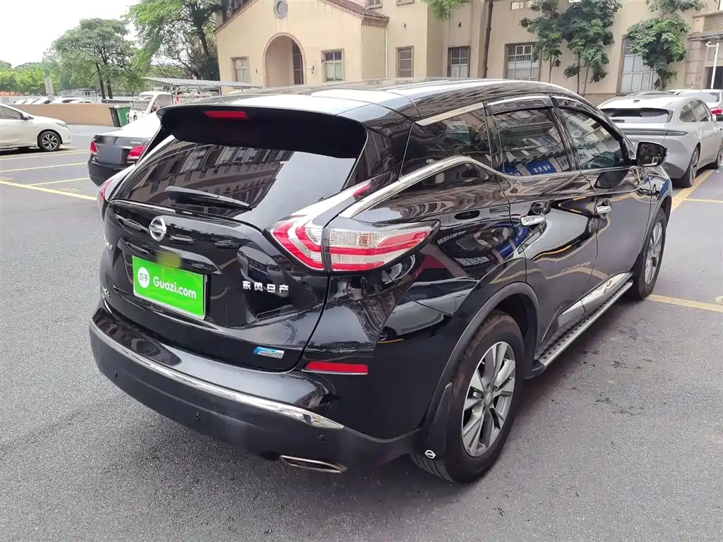 Murano 2.5 L XE 2 WD Elite CN-VI