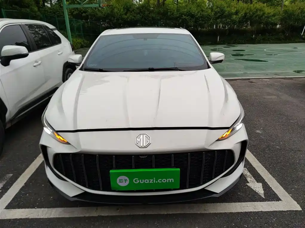 MG5 300 TGI Global Flagship