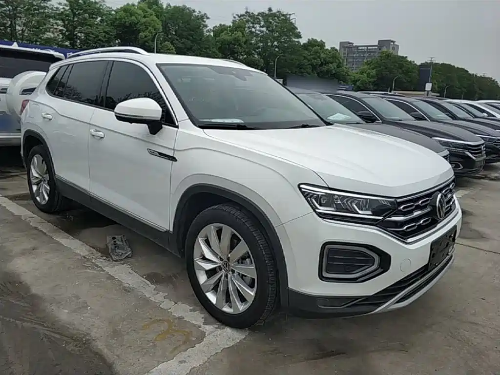 Tayron 380 TSI 4 WD Luxury Connected Pro