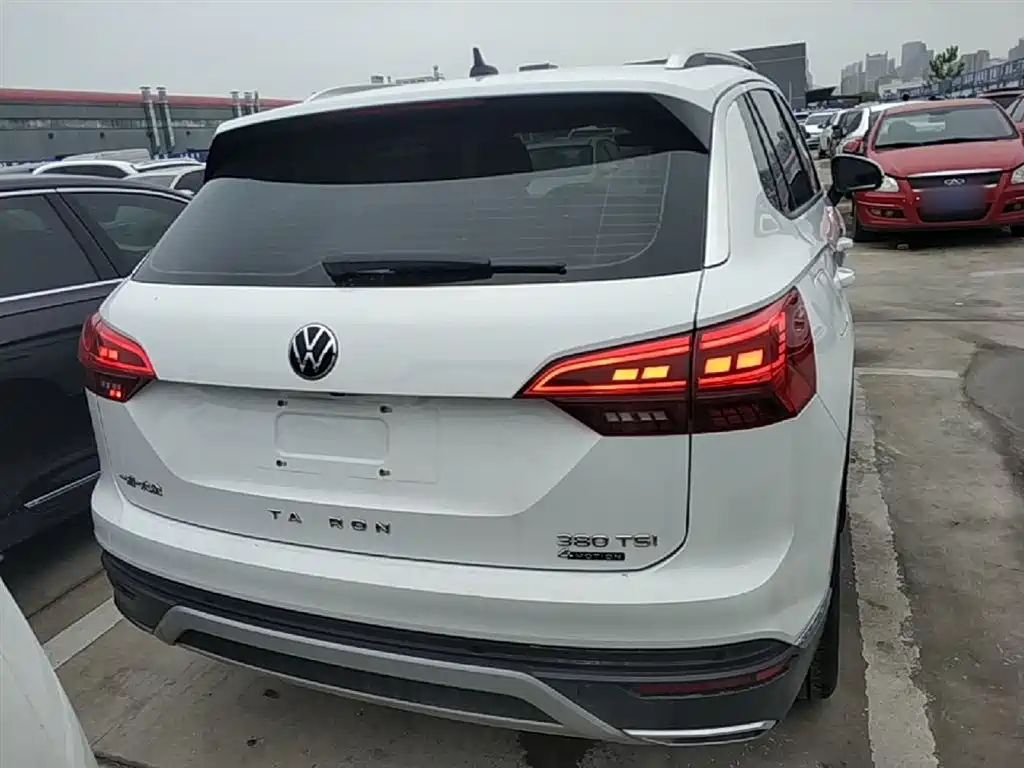 Tayron 380 TSI 4 WD Luxury Connected Pro