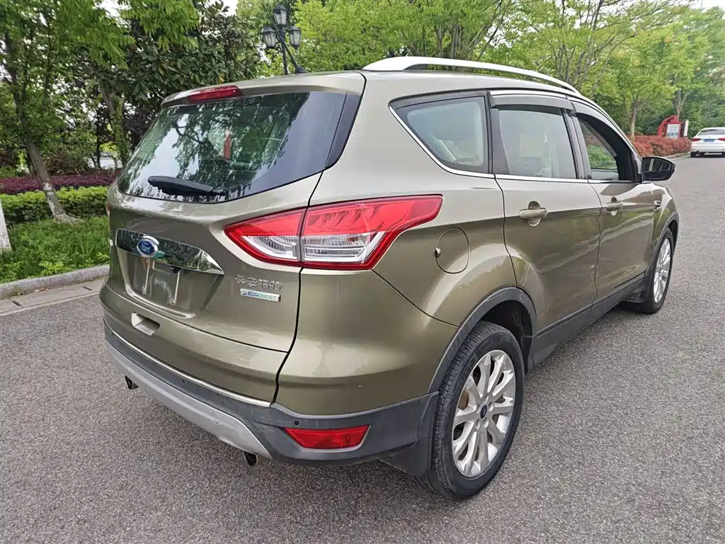 Kuga 1.5 L GTDi 2 WD Style