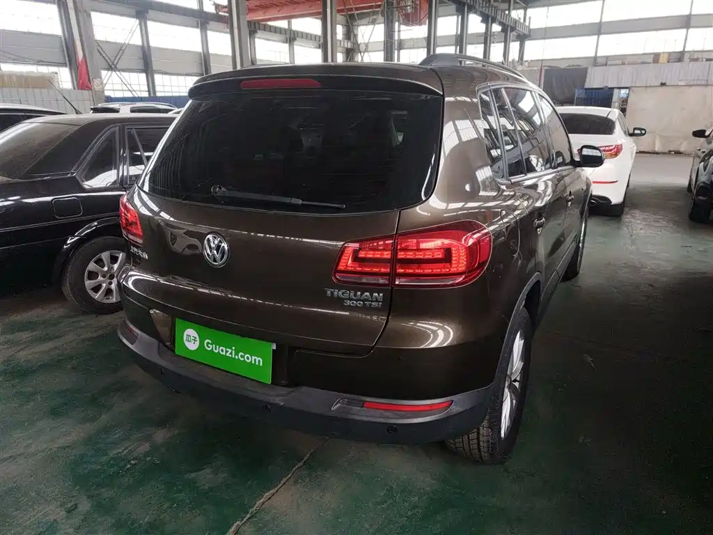Tiguan 300 TSI Auto 4 WD Style Vision