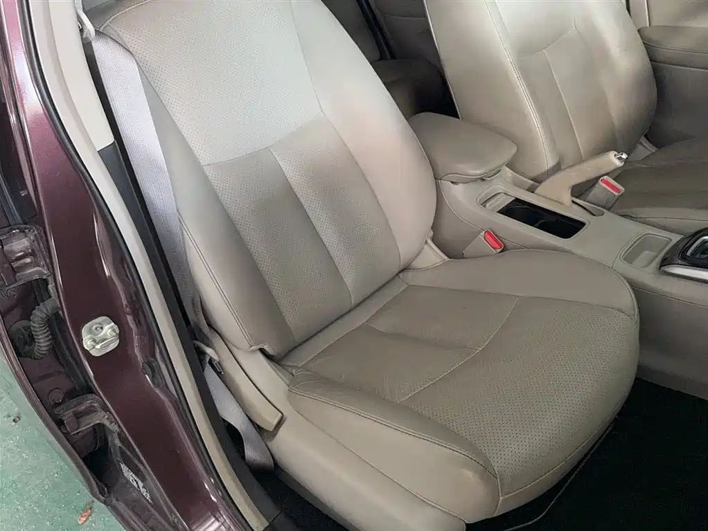 Sylphy 1.6 XL CVT Luxury