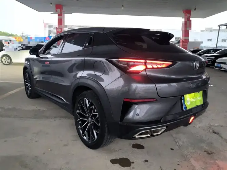 Changan UNI-T 1.5 T Distinguished