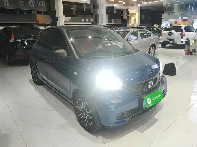 smart forfour 1.0 L 52 kW Passion