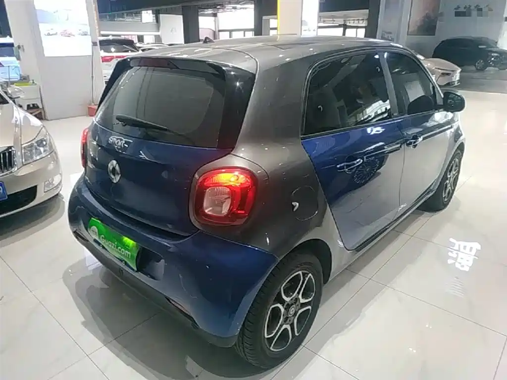 smart forfour 1.0 L 52 kW Passion