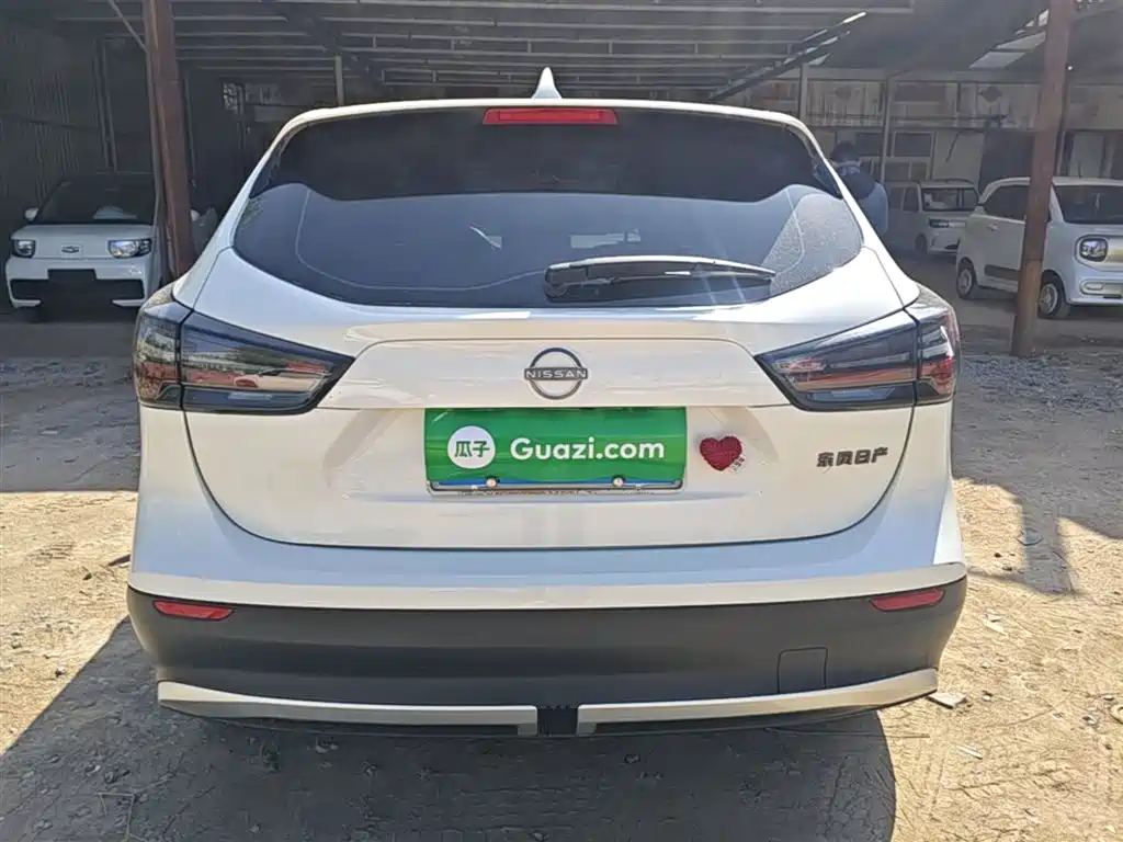 Qashqai Honor 2.0 L CVT XV+ Leading