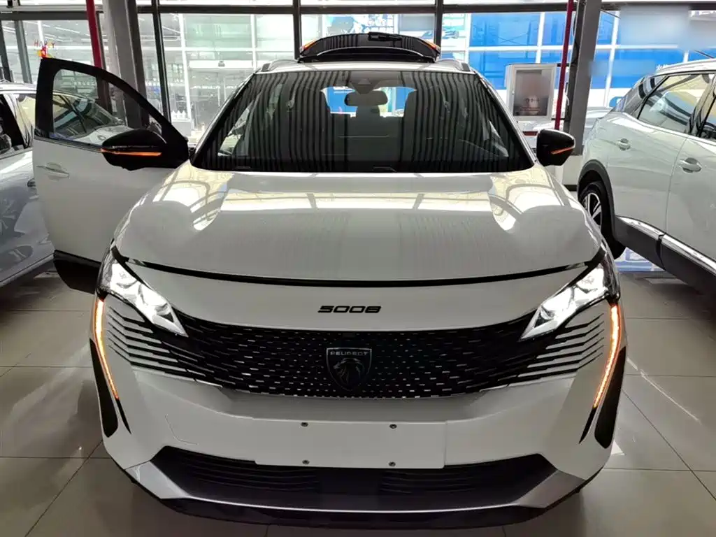Peugeot 5008 标致5008 2023款 400 THP 旗舰荣耀版 7座