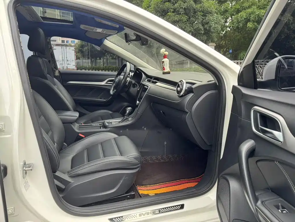 MG6 20 T Auto Luxury Connected CN-V