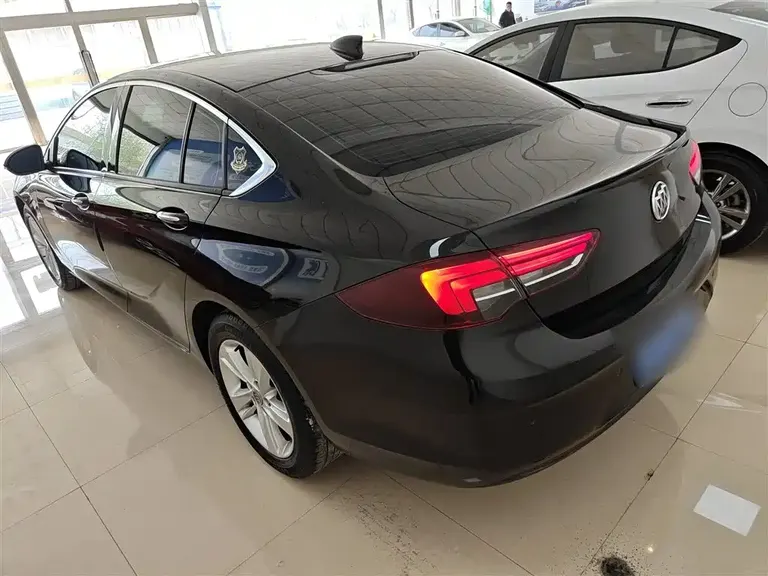 Buick Regal 20 T Elite CN-VI