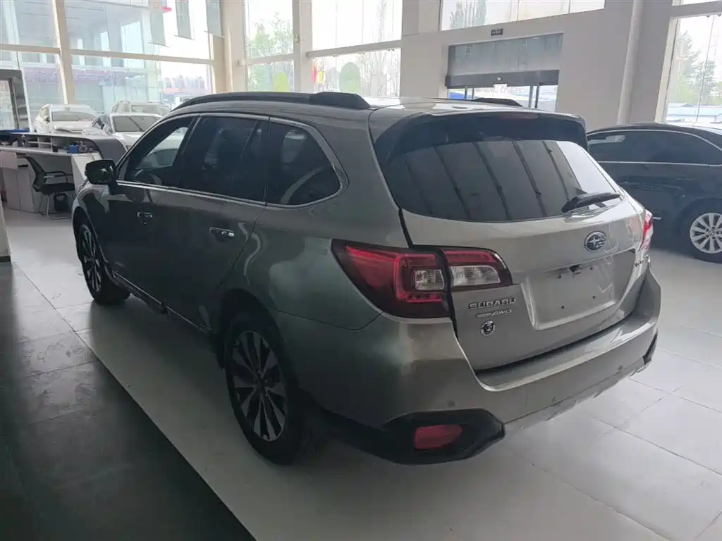 Outback 2.5 i Sport Navigation