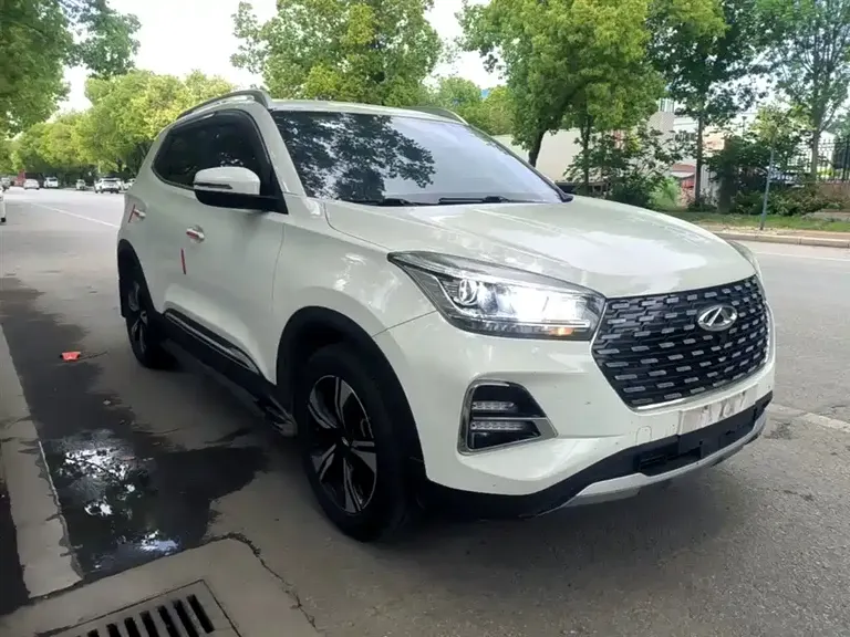 Chery Tiggo 5 x 1.5 L CVT Fashion