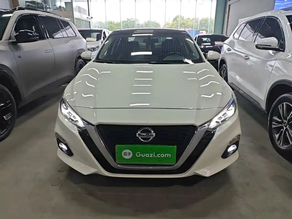 Teana 2.0 L XL Comfort