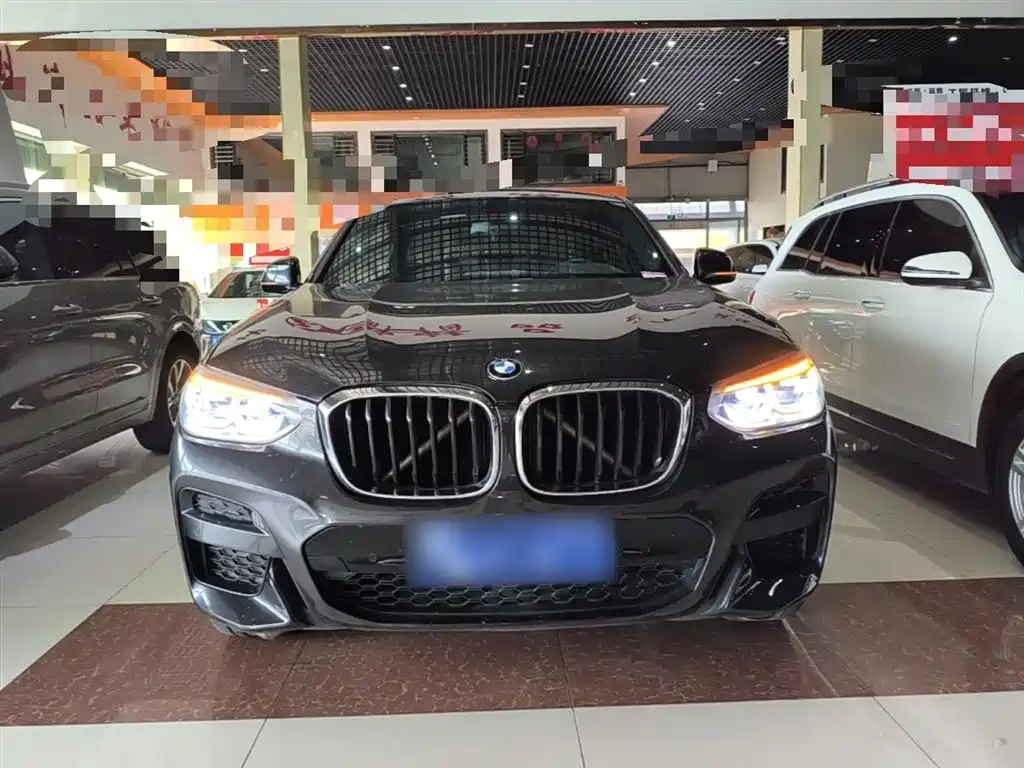 BMW X4 xDrive25 i M Sport Package