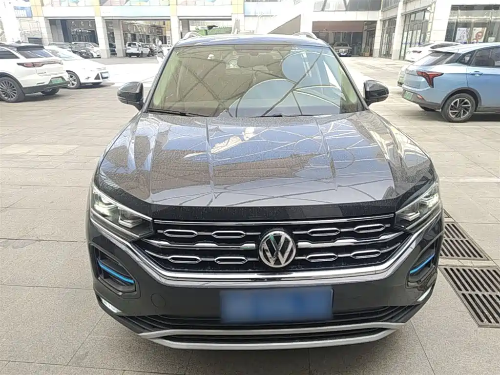 Tayron 330 TSI 2 WD Luxury Connected