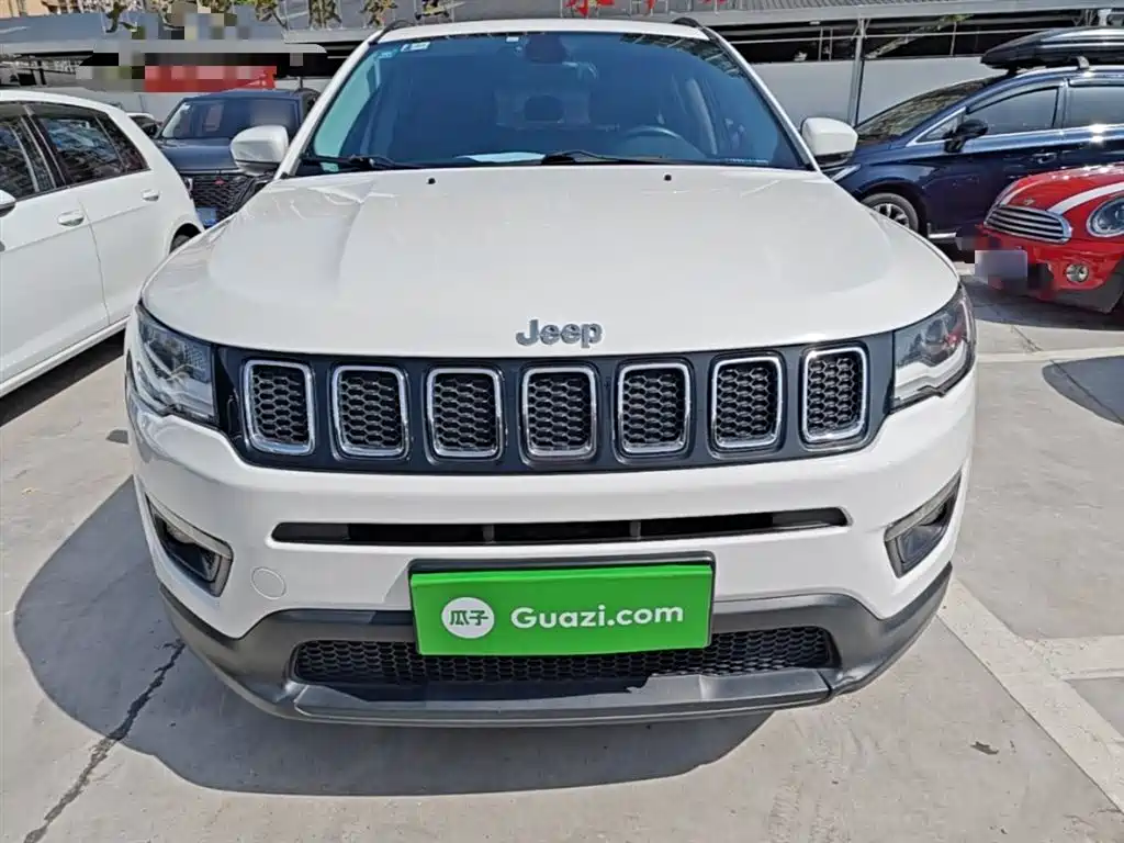 Compass 200 T Auto Home Enjoyment
