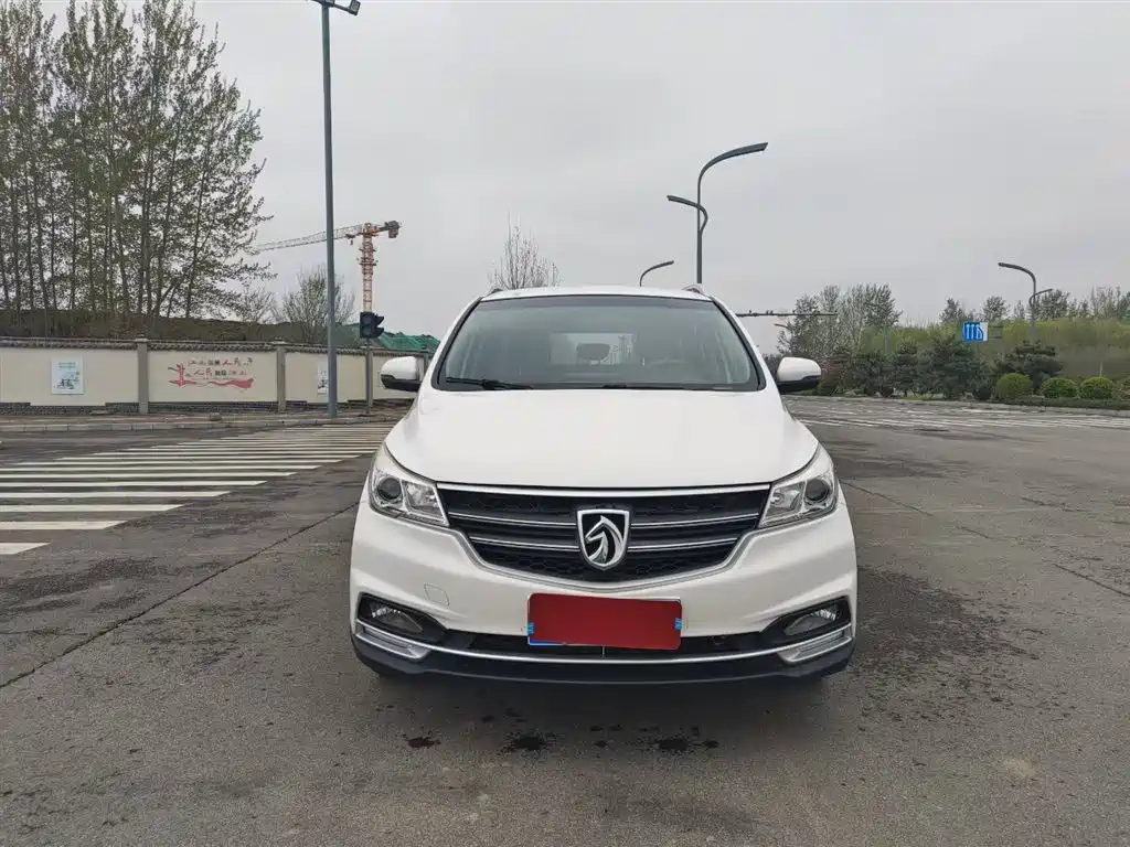 Baojun 730 1.5 T CVT Fashion 7-seat CN-VI