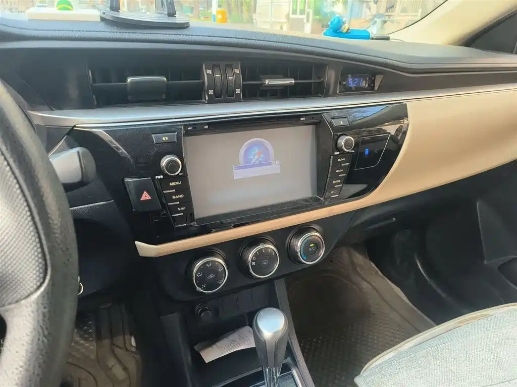 Levin 1.6 G CVT Elite