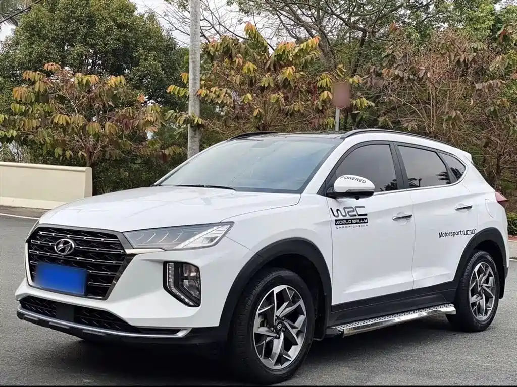 Tucson 280 TGDi 2 WD GLS Fashion CN-VI