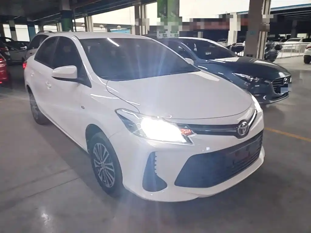 Vios 1.5 L CVT Creation