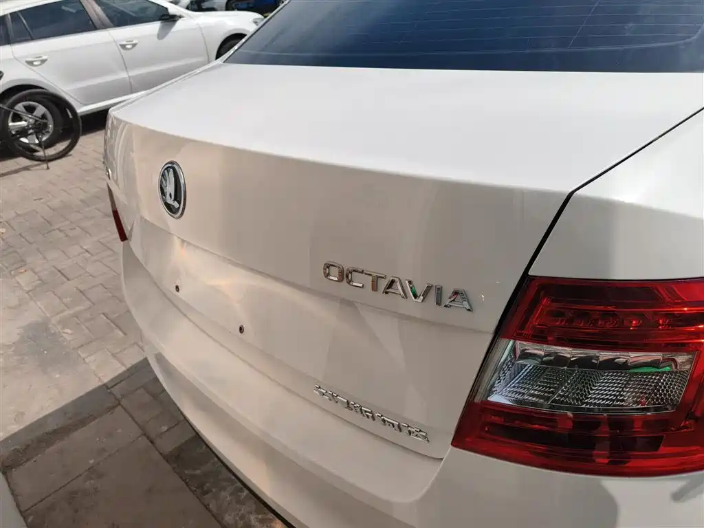 Octavia 明锐 2017款 经典款 1.6 L 手动舒适版