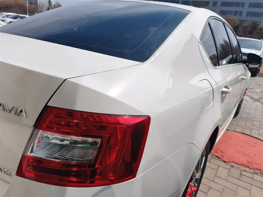 Octavia 明锐 2017款 经典款 1.6 L 手动舒适版