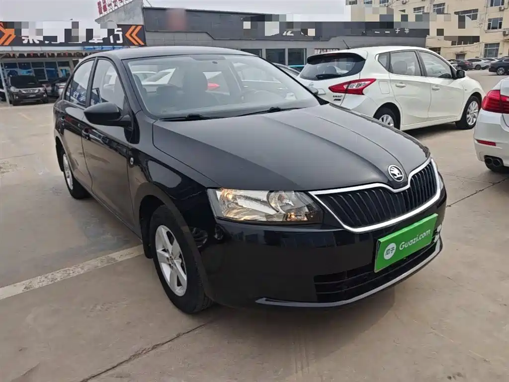 Rapid 1.4 L Manual Joy Select