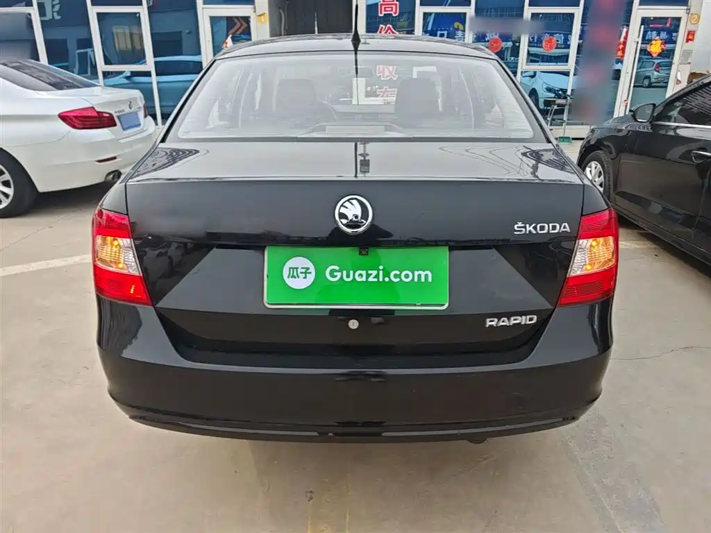 Rapid 1.4 L Manual Joy Select