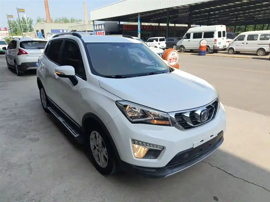 Changan CS15 1.5 L Manual Luxury