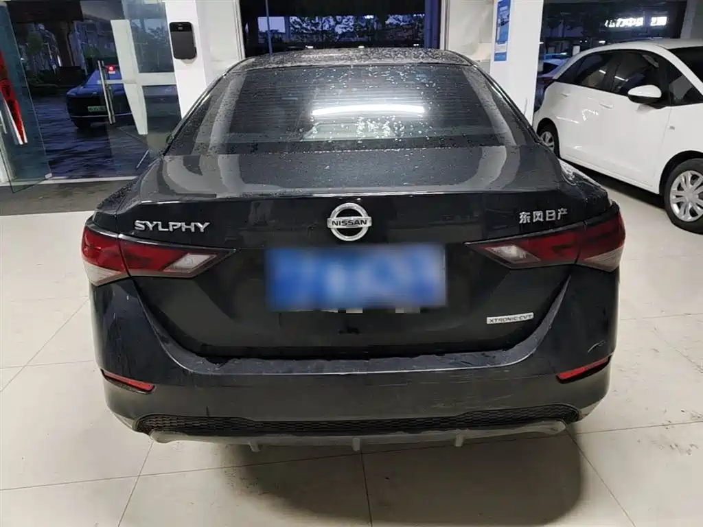 Sylphy 1.6 L XL CVT Smart Enjoyment
