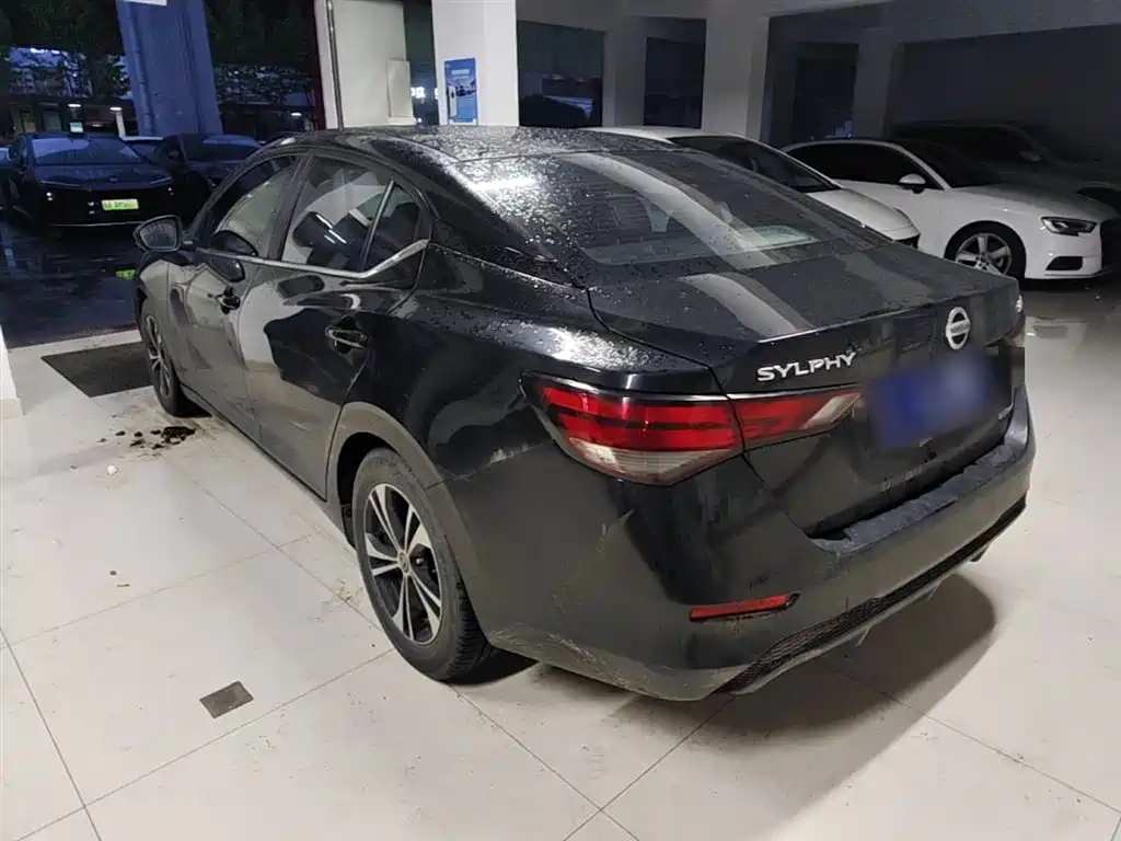 Sylphy 1.6 L XL CVT Smart Enjoyment