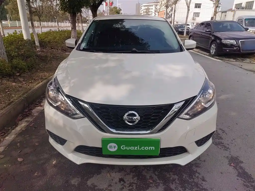 Sylphy Facelift II Classic 1.6 XE CVT Comfort