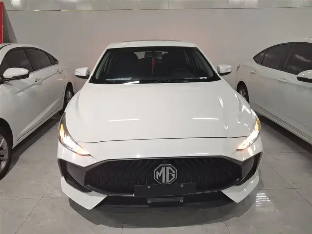 MG5 180 DVVT CVT Youth Style